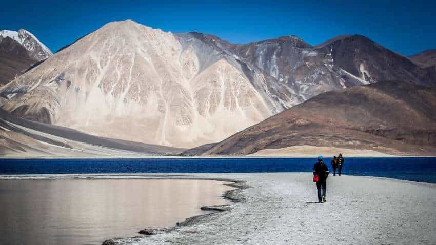 Latest Weather Report Today: Mainly dry weather likely in Jammu and Kashmir, Ladakh Latest Weather Report Today: Mainly dry weather likely in Jammu and Kashmir, Ladakh