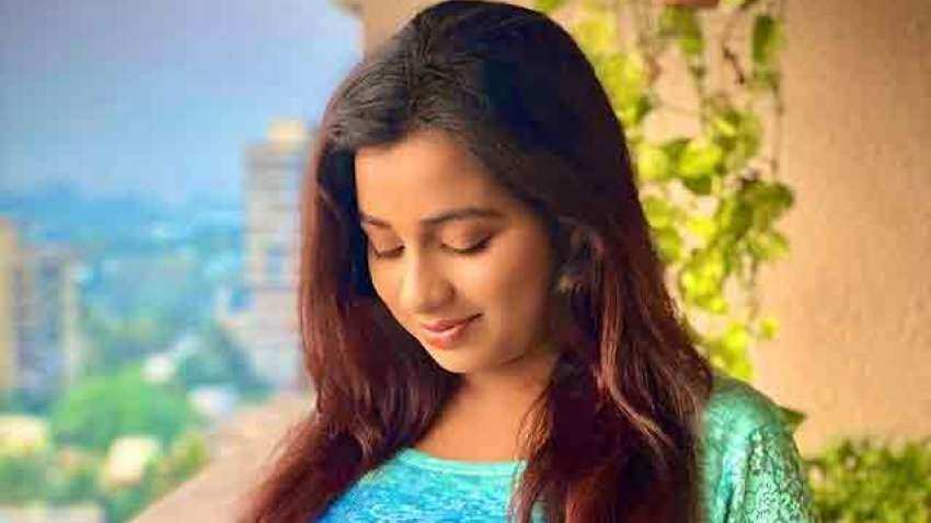 Singer Shreya Ghoshal, husband Shiladitya expecting first child; share baby name with fans  