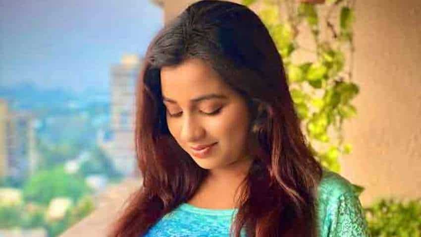 Singer Shreya Ghoshal, husband Shiladitya expecting first child; share baby name with fans Singer Shreya Ghoshal, husband Shiladitya expecting first child; share baby name with fans
