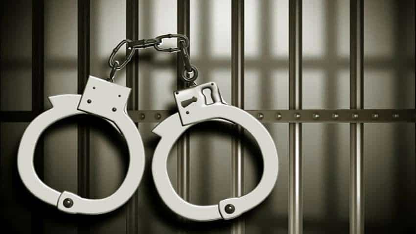 4 held for duping Pune co-op bank of over Rs 71Cr 4 held for duping Pune co-op bank of over Rs 71Cr