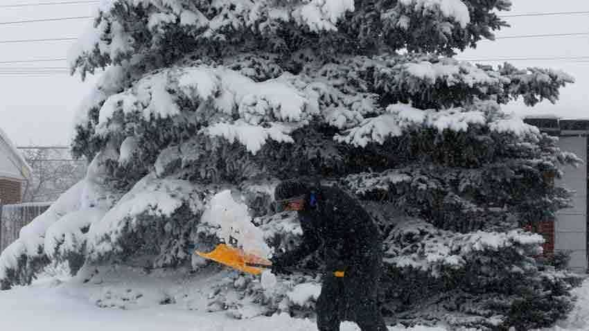 Dangerous winter storm batters western U.S. as airport, highways shut down