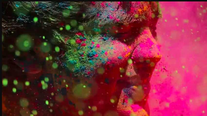 Happy Holi 2021: Send best Holi wishes, messages, quotes and more on WhatsApp to your loved ones!