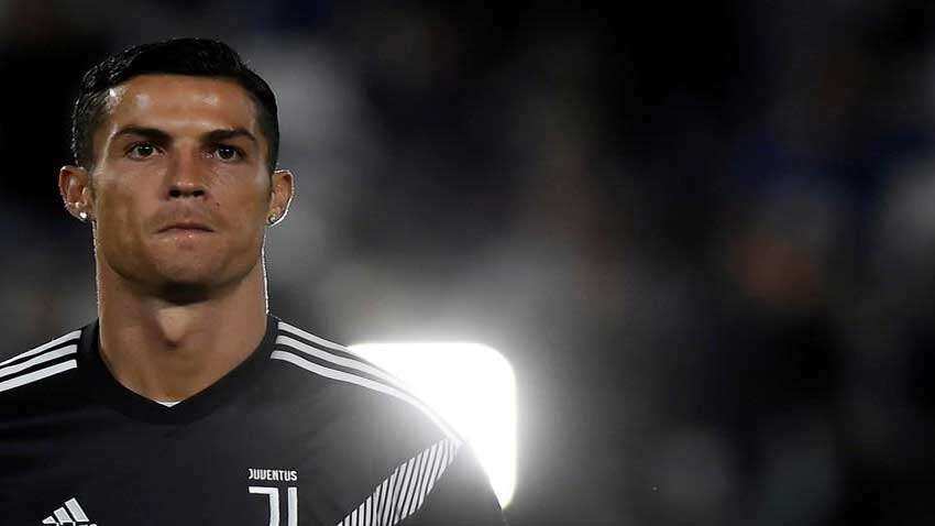 Armband Ronaldo threw away sold at auction for $75,000