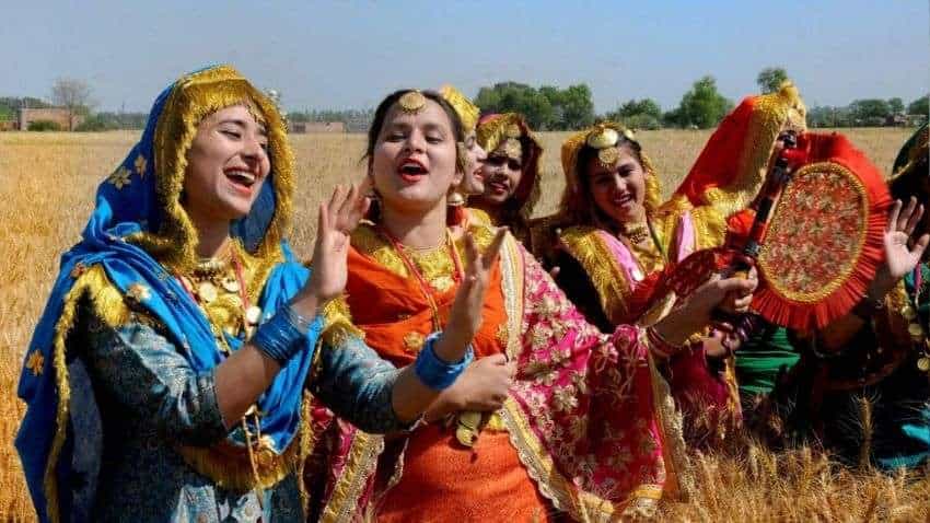 Happy Baisakhi 2021: On WhatsApp, send your best wishes, messages, quotes and more to family and friends