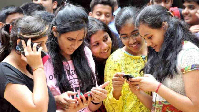 CBSE Class 10 exam 2021 evaluation criteria: EXPLAINED! Here is how board will promote Class 10 students CBSE Class 10 exam 2021 evaluation criteria: EXPLAINED! Here is how board will promote Class 10 students