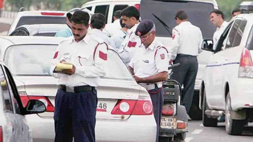 BEWARE! Rs 5500 traffic challan from today! Do not violate THIS rule or cops will slap penalty; know what is HSRP BEWARE! Rs 5500 traffic challan from today! Do not violate THIS rule or cops will slap penalty; know what is HSRP
