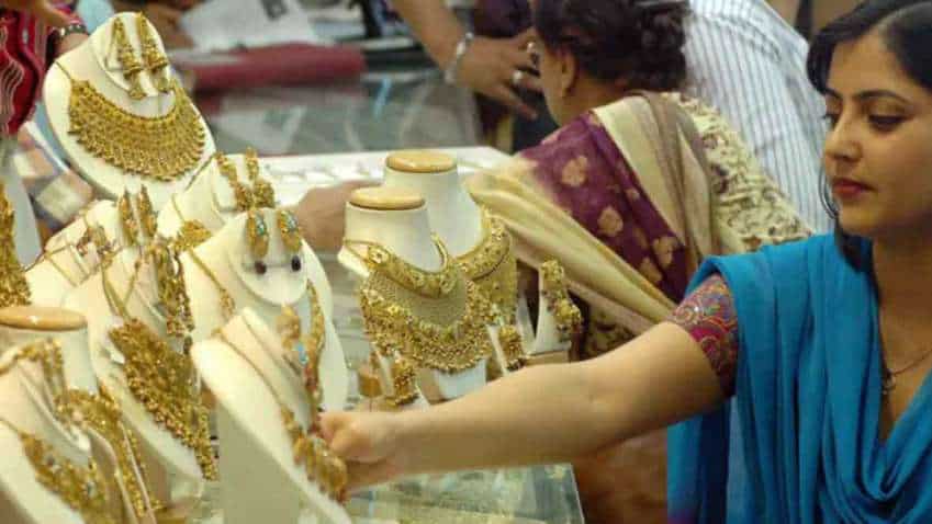 Gold Price Today, May 3: Yellow metal crosses Rs 47,000 per 10 gram on MCX—check rates in Delhi, Mumbai, Chennai and Kolkata Gold Price Today, May 3: Yellow metal crosses Rs 47,000 per 10 gram on MCX—check rates in Delhi, Mumbai, Chennai and Kolkata