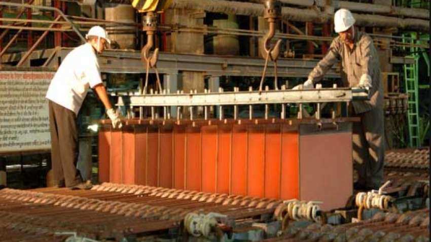 Hindalco rises 6%, turns top gainer on Nifty today; Jefferies picks Hindalco and Tata Steel as top stocks to buy in metal sector Hindalco rises 6%, turns top gainer on Nifty today; Jefferies picks Hindalco and Tata Steel as top stocks to buy in metal sector