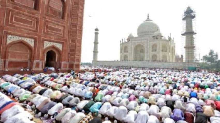 Happy Eid-ul-Fitr 2021: Check celebrations date in India, best WhatsApp, Facebook messages and quotes to share Happy Eid-ul-Fitr 2021: Check celebrations date in India, best WhatsApp, Facebook messages and quotes to share