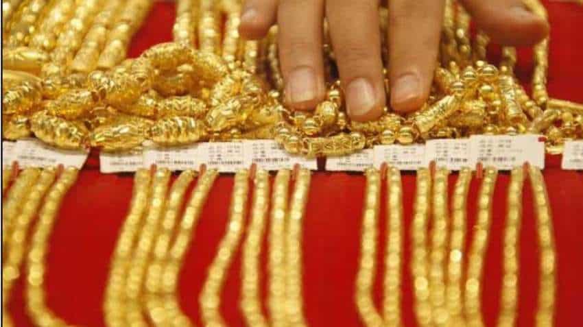 Akshaya Tritiya: What Anand Rathi suggests for Gold buying on Akha Teej - Check target price Akshaya Tritiya: What Anand Rathi suggests for Gold buying on Akha Teej - Check target price