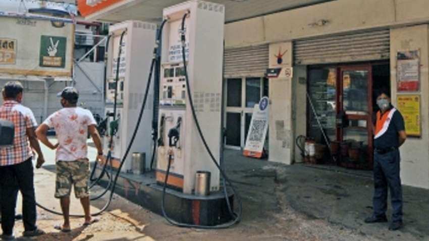 Petrol, diesel price today news: INCREASED! Check rates in Delhi, Mumbai, Kolkata and Chennai Petrol, diesel price today news: INCREASED! Check rates in Delhi, Mumbai, Kolkata and Chennai