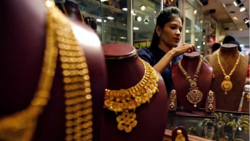 Gold Price Today – 19-05-2021 – Gold Futures gain over 1% or Rs 500 in intraday trade; Know which levels to buy at, to MAXIMISE profits