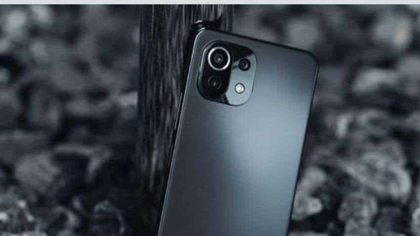 Xiaomi Mi 11 Lite India launch TOMORROW: Check expected PRICE, specifications, features and more Xiaomi Mi 11 Lite India launch TOMORROW: Check expected PRICE, specifications, features and more