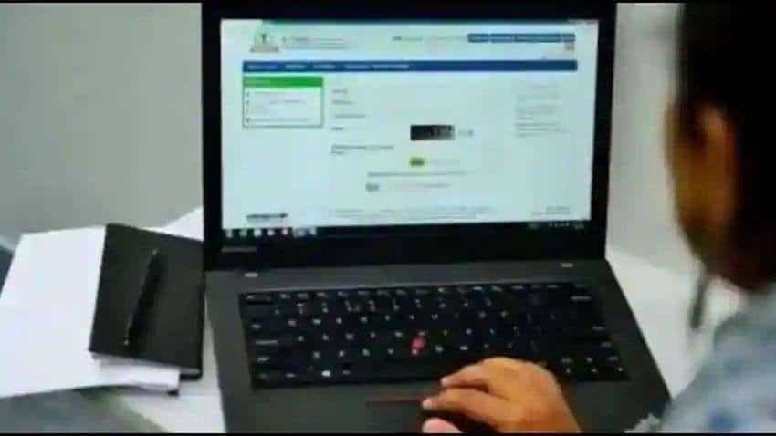 Glitches in new ITR e-filing portal: Finance Ministry, Infosys meeting TODAY at 11 AM- Check details Glitches in new ITR e-filing portal: Finance Ministry, Infosys meeting TODAY at 11 AM- Check details
