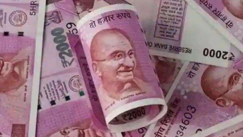 Average return of small cap funds in last 1 year stands around 100% Average return of small cap funds in last 1 year stands around 100%