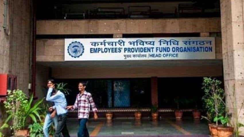 EPFO ALERT! Do you know THESE IMPORTANT FEATURES of Employees' Deposit Linked Insurance Scheme (EDLI) scheme? Check benefits here EPFO ALERT! Do you know THESE IMPORTANT FEATURES of Employees' Deposit Linked Insurance Scheme (EDLI) scheme? Check benefits here