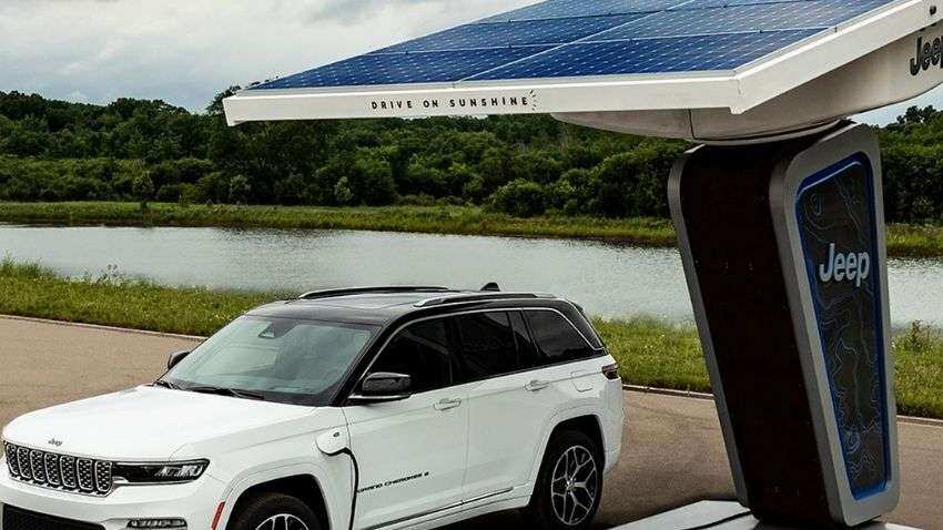 Jeep 2022 Grand Cherokee 4xe :  &#039;Zero Emission, 100% Freedom&#039;! First look of all-new Jeep EV REVEALED on Stellantis EV Day, official UNVEILING slated NEXT MONTH