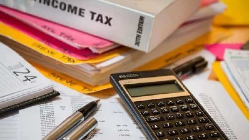 Seizure operation! Income Tax Department conducts searches in Hyderabad; FINDS THIS