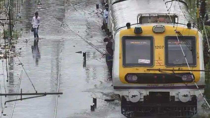 Train running status today: HEAVY RAINS delay trains by 20-25 minutes on THESE routes- check latest updates here Train running status today: HEAVY RAINS delay trains by 20-25 minutes on THESE routes- check latest updates here