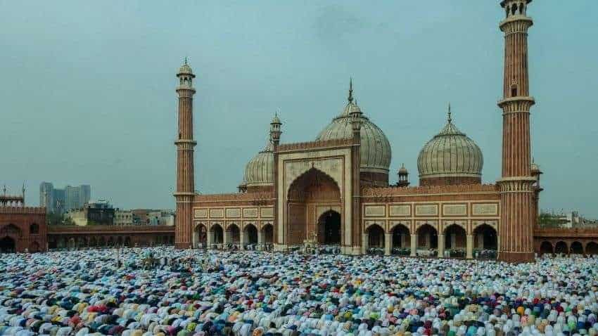 Happy Eid-Al-Adha 2021: Check best Eid Mubarak wishes, WhatsApp status, messages, GIFs, stickers, greetings and MORE Happy Eid-Al-Adha 2021: Check best Eid Mubarak wishes, WhatsApp status, messages, GIFs, stickers, greetings and MORE