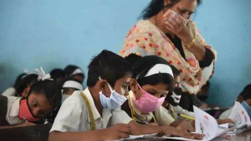 Courses at secondary level and on Bhartiya Gyan Parampara in reginal languages; know the benefits, way forward and other details Courses at secondary level and on Bhartiya Gyan Parampara in reginal languages; know the benefits, way forward and other details
