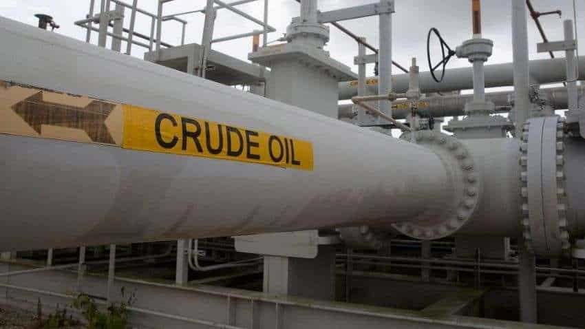 Crude oil futures dip on weak spot demand