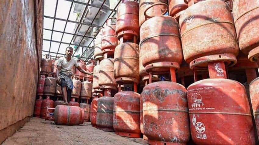 LPG cylinder price hike ALERT! Domestic cylinder prices hiked by Rs 25 - Check PRICES and other details here
