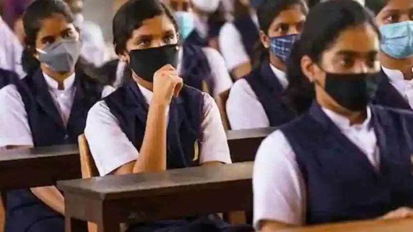 CBSE Sample Paper Class 10, 12, 2022 RELEASED at cbseacademic.nic.in; Check direct link, step-by-step guide to download here CBSE Sample Paper Class 10, 12, 2022 RELEASED at cbseacademic.nic.in; Check direct link, step-by-step guide to download here