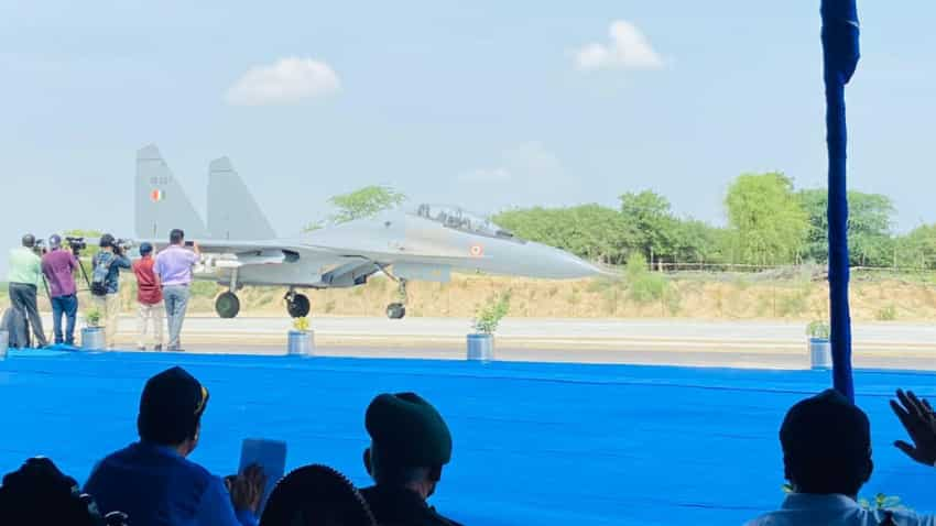 BIG boost for India’s defence forces! Rajnath Singh, Nitin Gadkari inaugurate IAF’s first emergency landing strip on highway