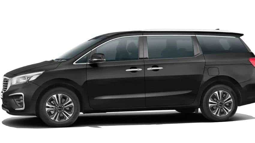 Kia drives in updated Carnival with price starting at Rs 24.95 lakh