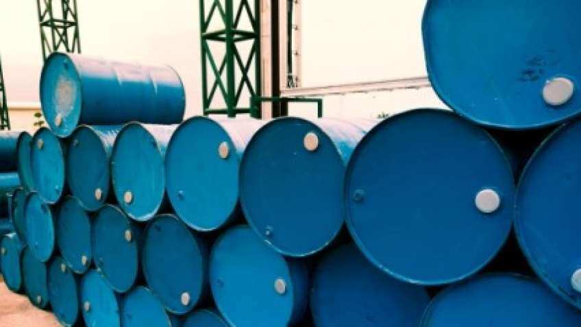 Brent, WTI Crude oil futures dip on weak spot demand Brent, WTI Crude oil futures dip on weak spot demand
