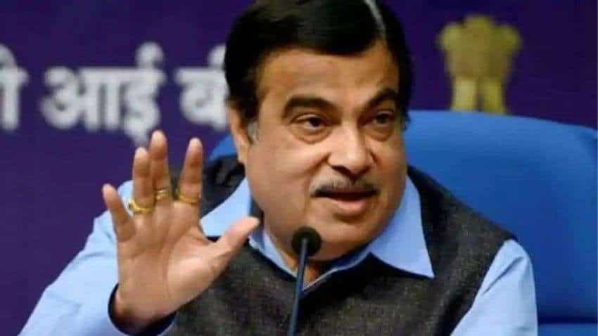 Cars to become safer! Transport Minister Nitin Gadkari calls for an important meeting next month; discussion likely on making 6 airbags mandatory in mid-range cars Cars to become safer! Transport Minister Nitin Gadkari calls for an important meeting next month; discussion likely on making 6 airbags mandatory in mid-range cars