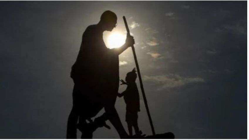 Happy Gandhi Jayanti: Finance mantras that you can learn from Mahatma Gandhi Happy Gandhi Jayanti: Finance mantras that you can learn from Mahatma Gandhi