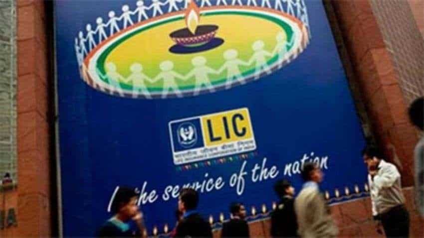 LIC policy-holders can get these benefits if they pay the premium by this process - Check details here