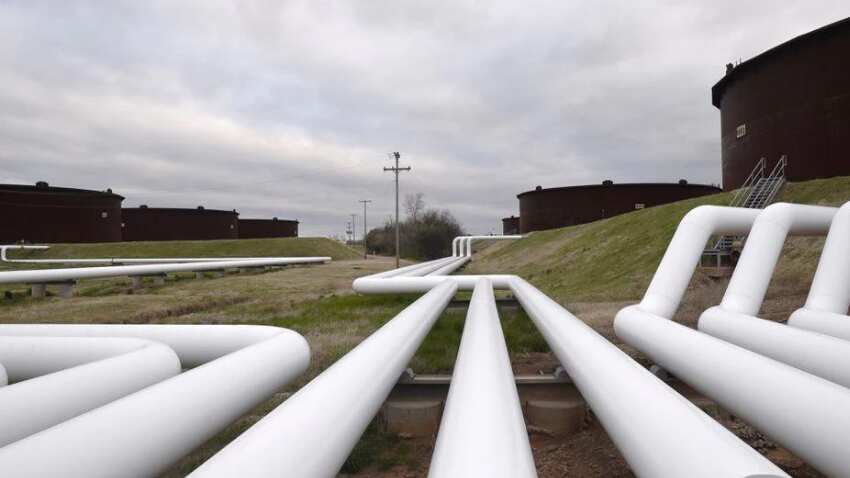 Oil falls on fears inflation may dent fuel demand growth Oil falls on fears inflation may dent fuel demand growth