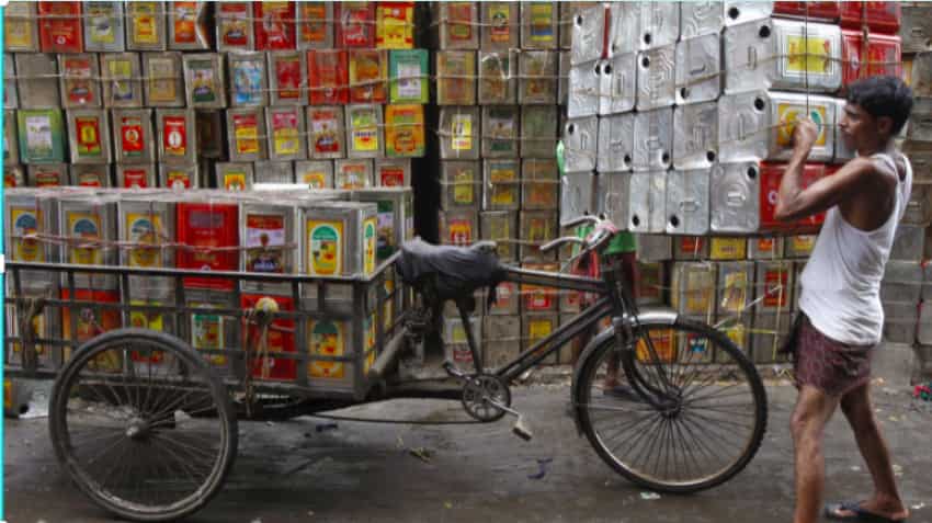 Govt scraps basic customs duty on crude palm, soya, sunflower oil to cool down cooking oil prices Govt scraps basic customs duty on crude palm, soya, sunflower oil to cool down cooking oil prices
