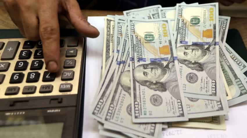 Dollar's five-week winning streak ends as risk sentiment rebounds Dollar's five-week winning streak ends as risk sentiment rebounds