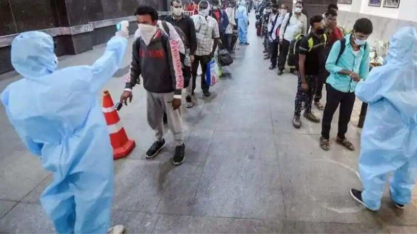 India records 15,981 COVID-19 cases, 166 fatalities in a day India records 15,981 COVID-19 cases, 166 fatalities in a day