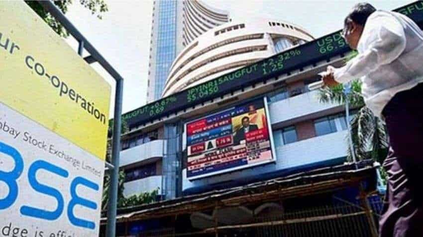 Dalal Street Corner: Profit booking hits D-Street! What should investors do on Wednesday? Dalal Street Corner: Profit booking hits D-Street! What should investors do on Wednesday?