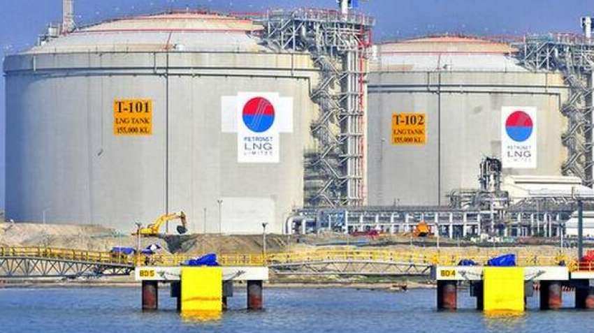 India's top gas importer sees LNG price surge spurring long-term contracts India's top gas importer sees LNG price surge spurring long-term contracts