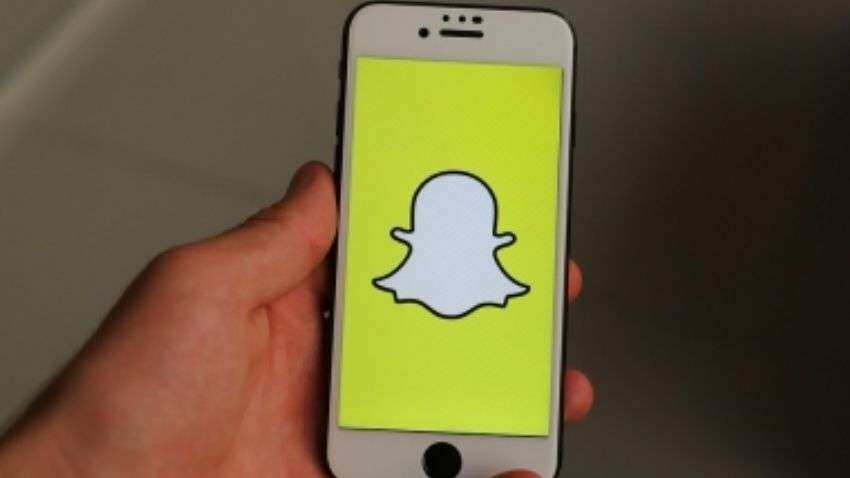 Big! Snapchat crosses 100 million users in India Big! Snapchat crosses 100 million users in India