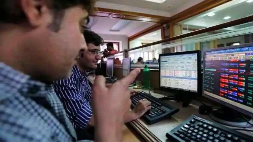 Sensex, Nifty down 1 % each; Bank Nifty slips over 700 points