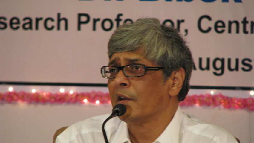 GDP likely to grow at 10% in FY22: Economic Advisory Council Chairman Bibek Debroy GDP likely to grow at 10% in FY22: Economic Advisory Council Chairman Bibek Debroy