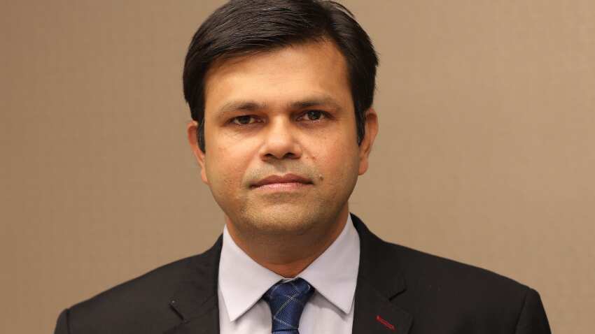 Golden opportunity for investors to buy companies near 16900-16500: Shrikant Chouhan of Kotak Securities Golden opportunity for investors to buy companies near 16900-16500: Shrikant Chouhan of Kotak Securities