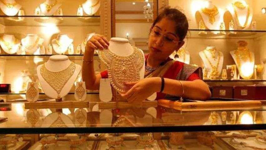 Gold Price Today: Yellow metal trades flat; resistance seen at Rs 48100: Experts Gold Price Today: Yellow metal trades flat; resistance seen at Rs 48100: Experts