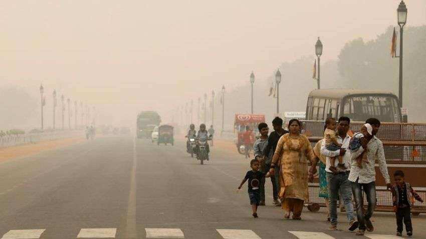 Delhi air quality remains very poor; minimum temperature drops to 9.8 degrees Celsius Delhi air quality remains very poor; minimum temperature drops to 9.8 degrees Celsius