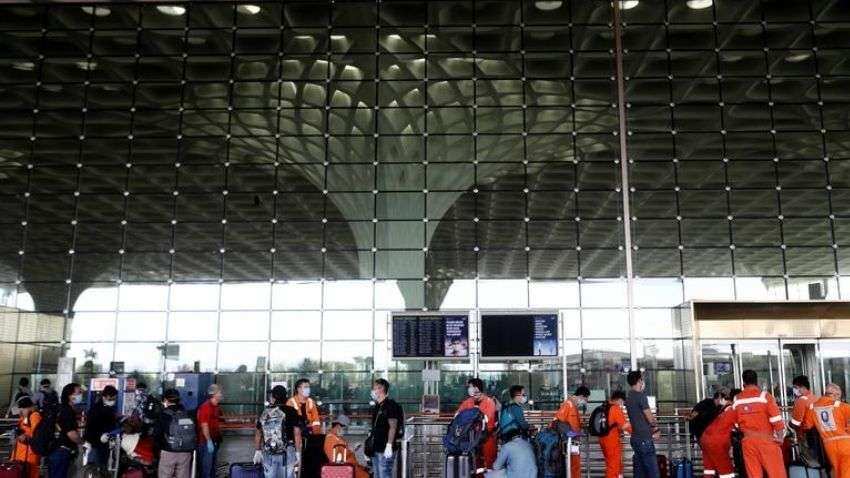 Facial recognition technology at airports by 2022! These four airports to get Biometric Boarding System in first phase of Digi Yatra Facial recognition technology at airports by 2022! These four airports to get Biometric Boarding System in first phase of Digi Yatra