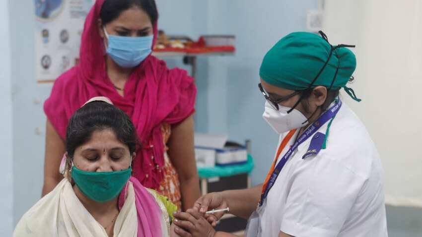 Rs 25 lakh issued for displaying banners, hoardings on India achieving 100 crore vaccination milestone: Centre Rs 25 lakh issued for displaying banners, hoardings on India achieving 100 crore vaccination milestone: Centre