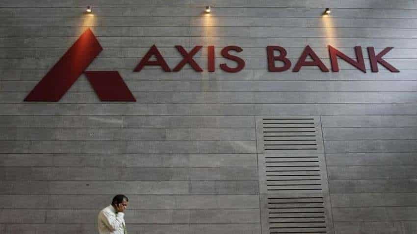 Axis Bank signs MoU with Kolkata Police to offer special banking services for personnel Axis Bank signs MoU with Kolkata Police to offer special banking services for personnel