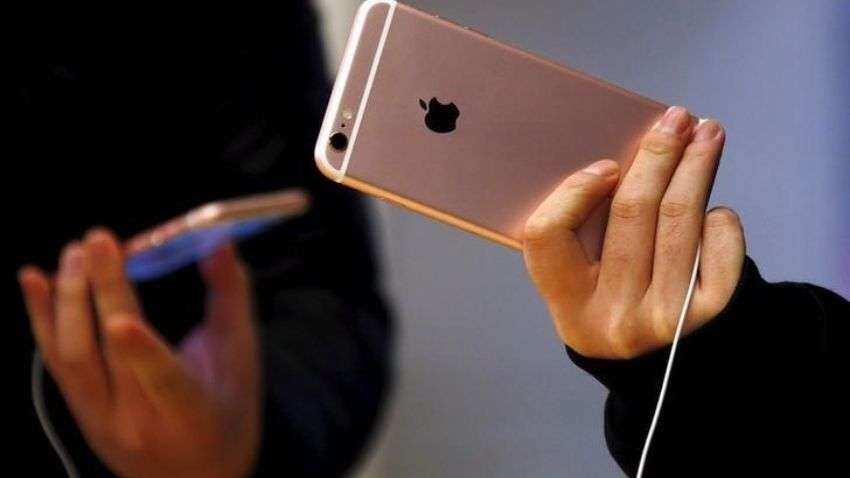 iPhone production reportedly stopped for several days in October iPhone production reportedly stopped for several days in October